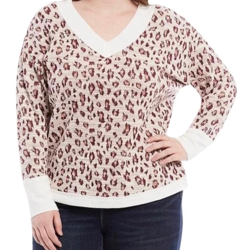 VC Metallic Leopard Animal Print V-Neck Cozy Metallic Sparkle Boho Knit Sweater